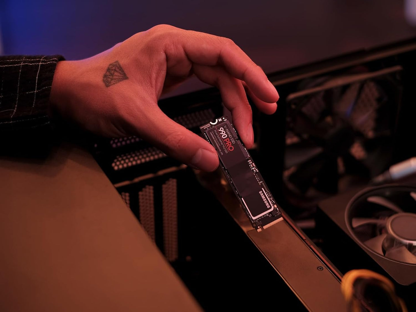 SAMSUNG 990 PRO SSD 2TB